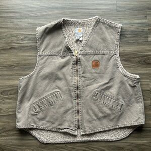 Carhartt Men's Beige Sherpa-Lined Vest